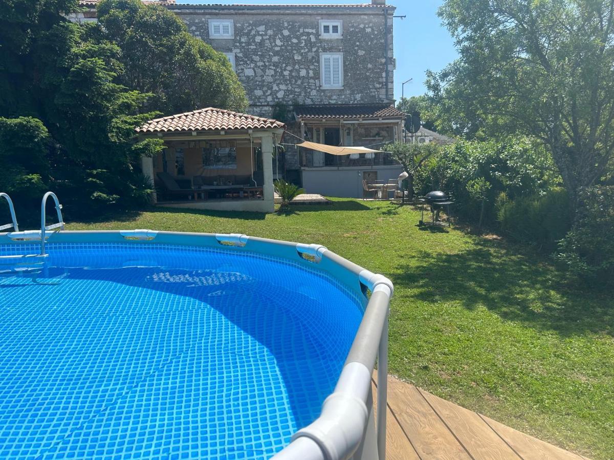 Stone House Chiara Seaview Apartment Funtana Exterior photo